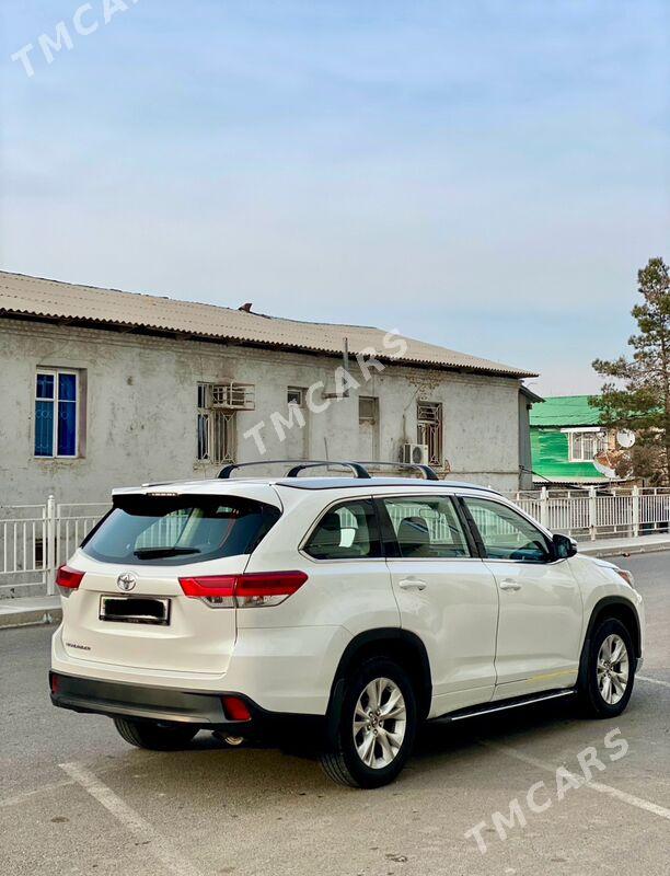 Toyota Highlander 2018 - 350 000 TMT - Türkmenabat - img 3