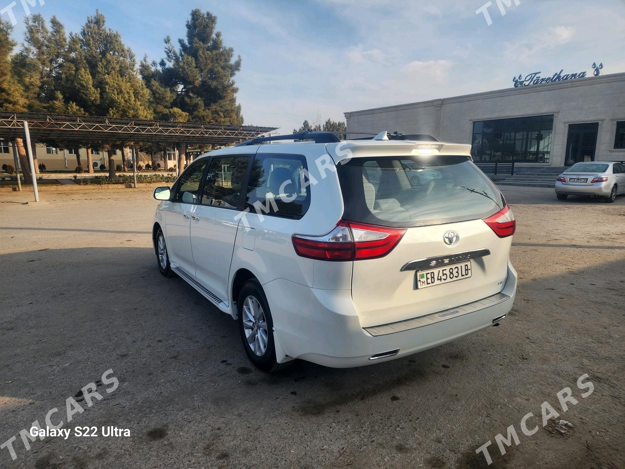 Toyota Sienna 2019 - 380 000 TMT - Türkmenabat - img 5