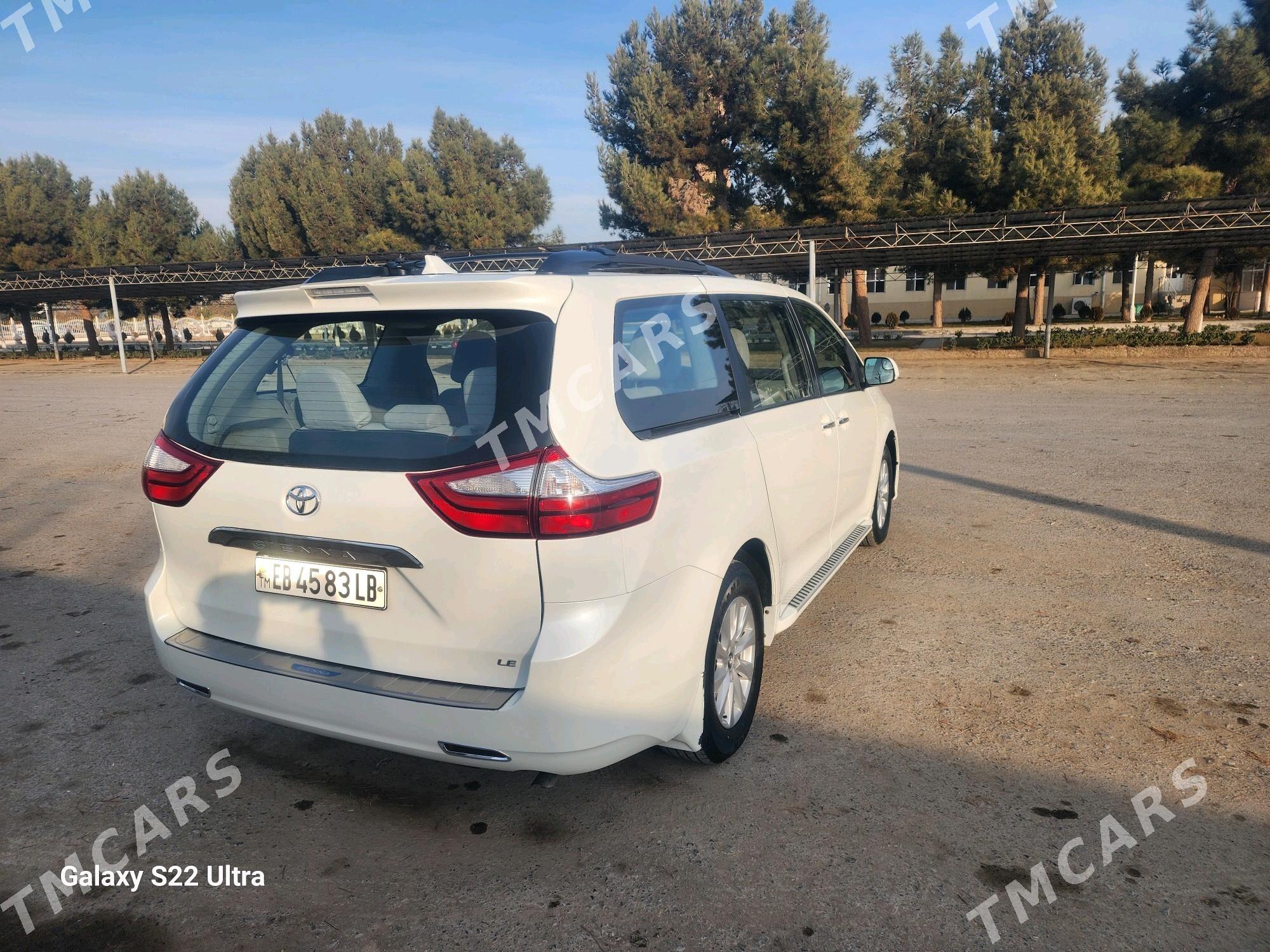 Toyota Sienna 2019 - 380 000 TMT - Türkmenabat - img 6