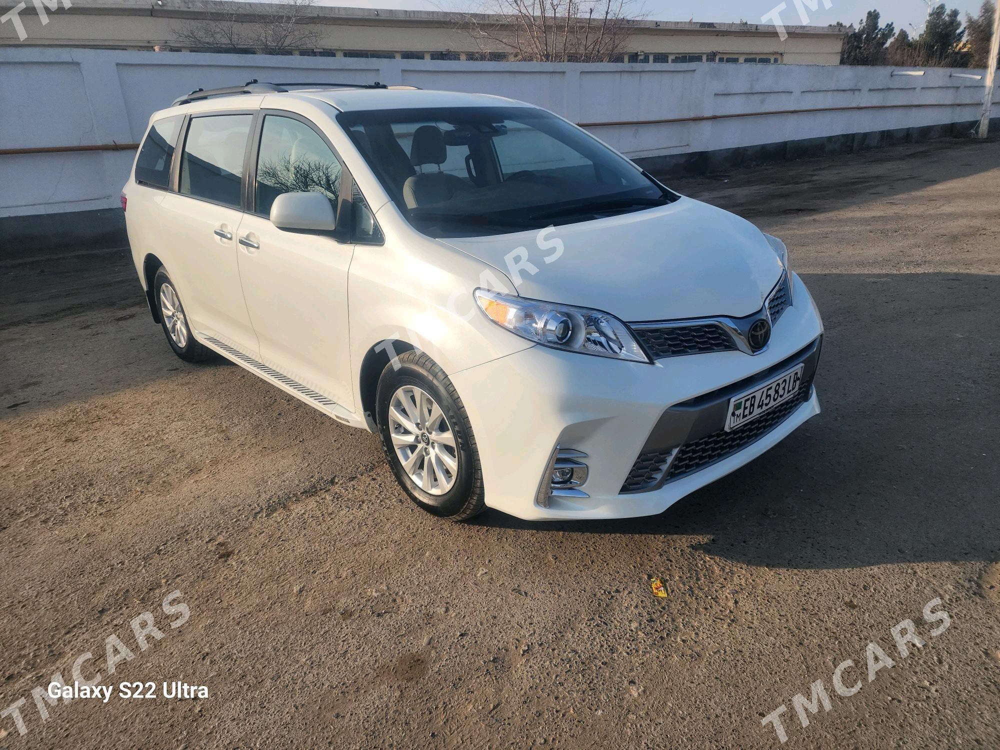 Toyota Sienna 2019 - 380 000 TMT - Türkmenabat - img 4