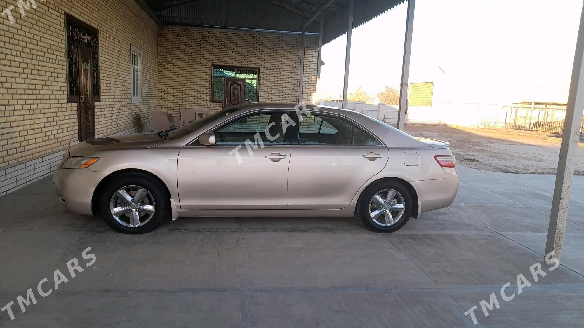 Toyota Camry 2007 - 130 000 TMT - Мары - img 2