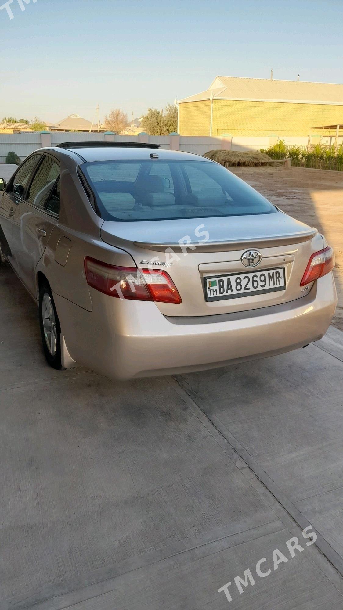 Toyota Camry 2007 - 130 000 TMT - Мары - img 3