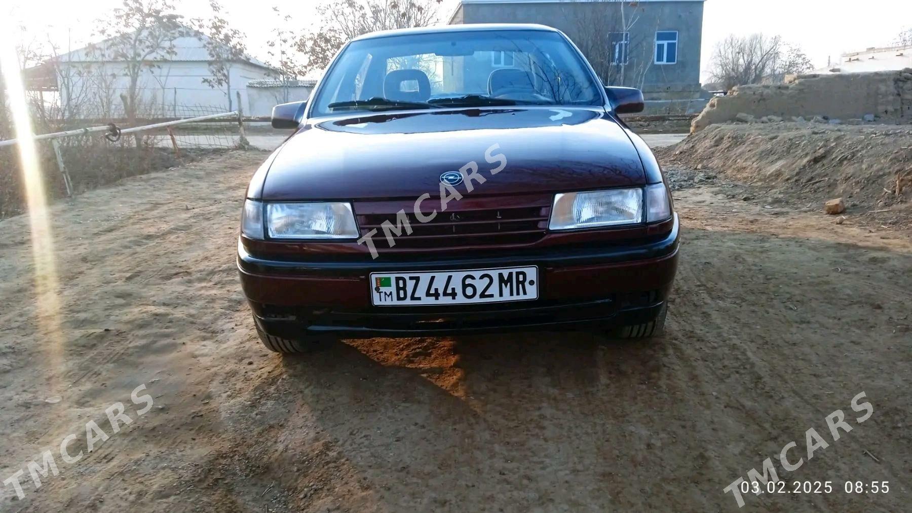 Opel Vectra 1989 - 33 000 TMT - Туркменгала - img 5