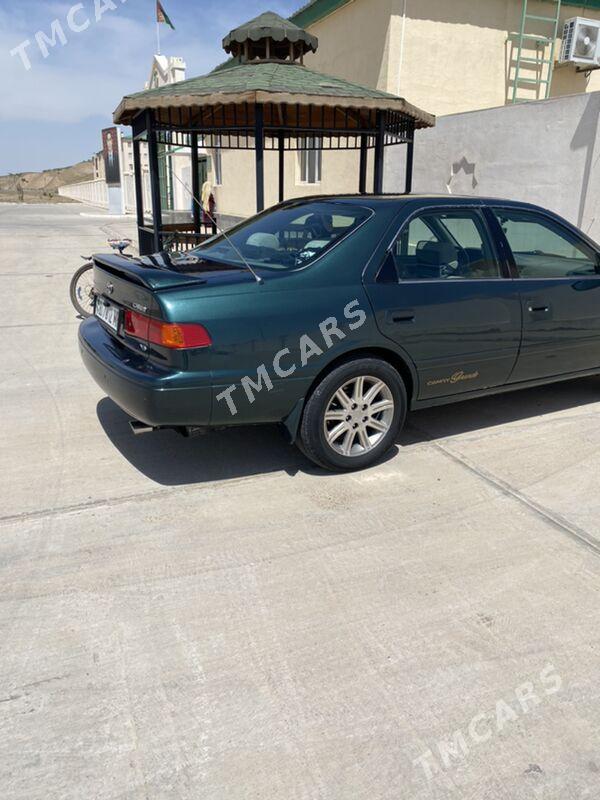 Toyota Camry 1999 - 130 000 TMT - Serhetabat (Guşgy) - img 3