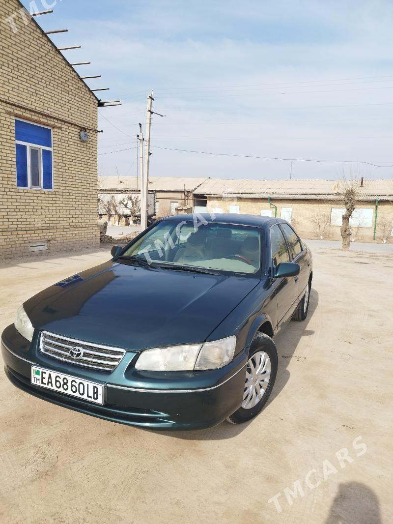 Toyota Camry 1997 - 95 000 TMT - Halaç - img 4