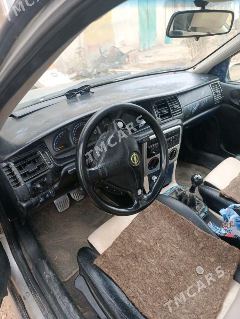 Opel Vectra 1999 - 42 000 TMT - Дашогуз - img 2