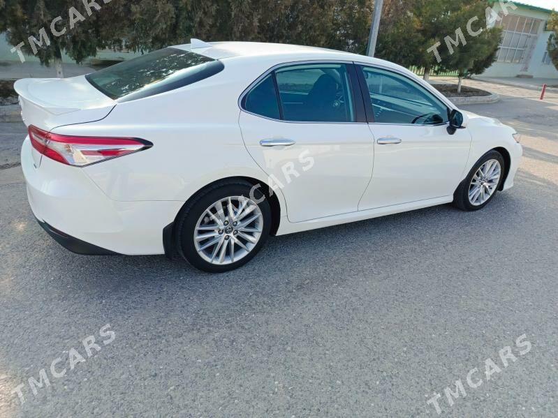 Toyota Camry 2019 - 285 000 TMT - Гёкдепе - img 4