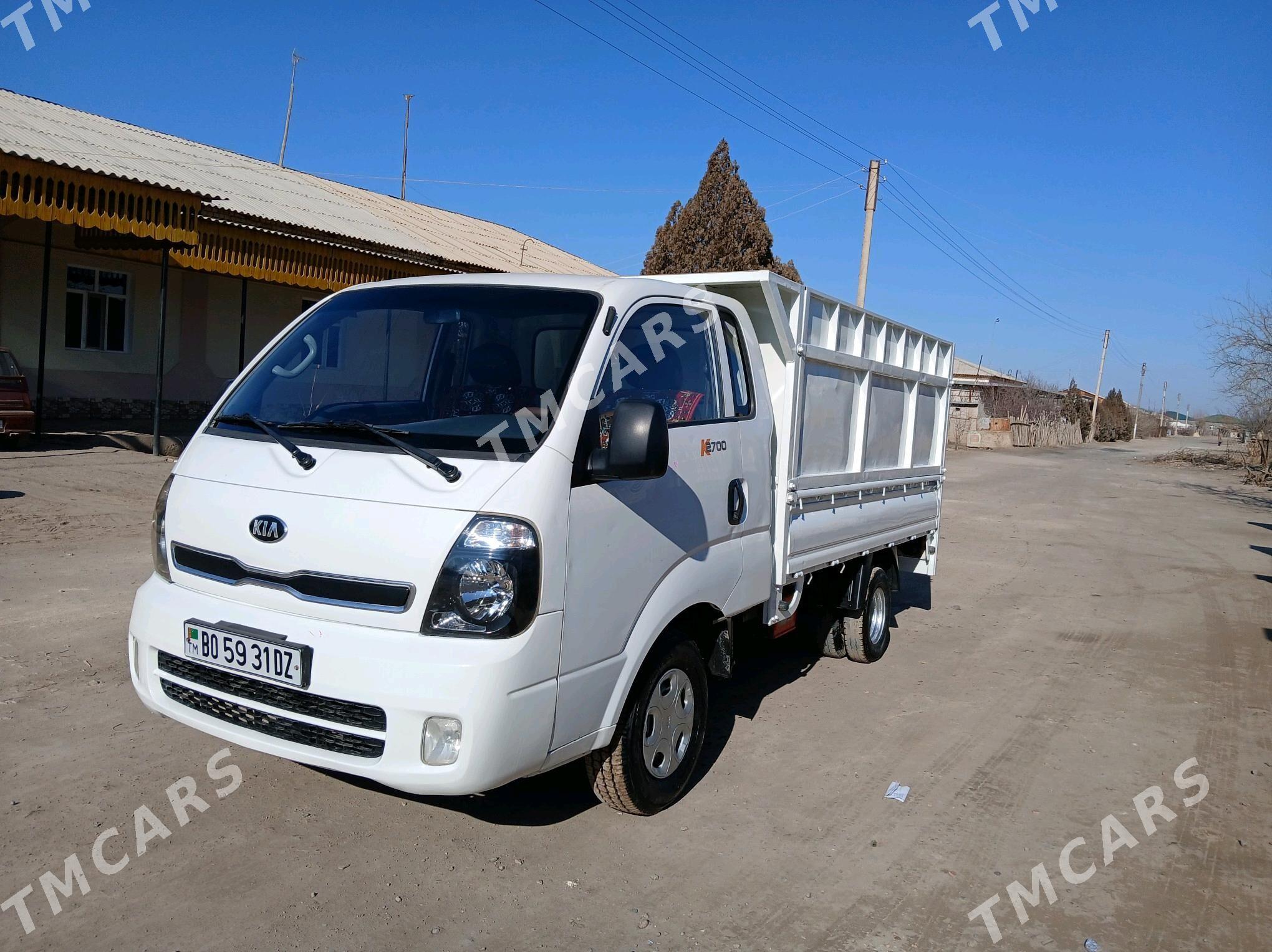 Kia Bongo 2014 - 180 000 TMT - Daşoguz - img 4