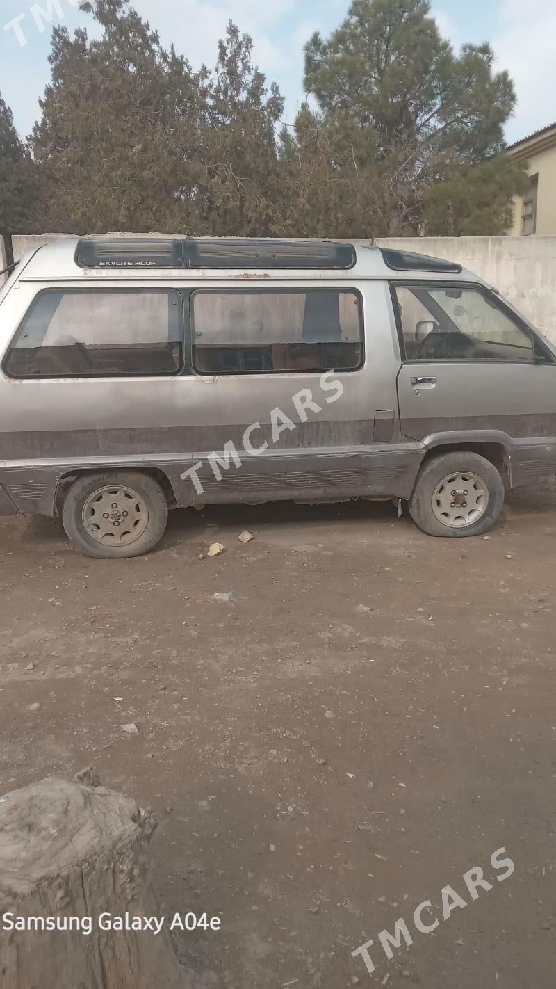 Toyota Town Ace 1991 - 10 000 TMT - Достлук - img 2