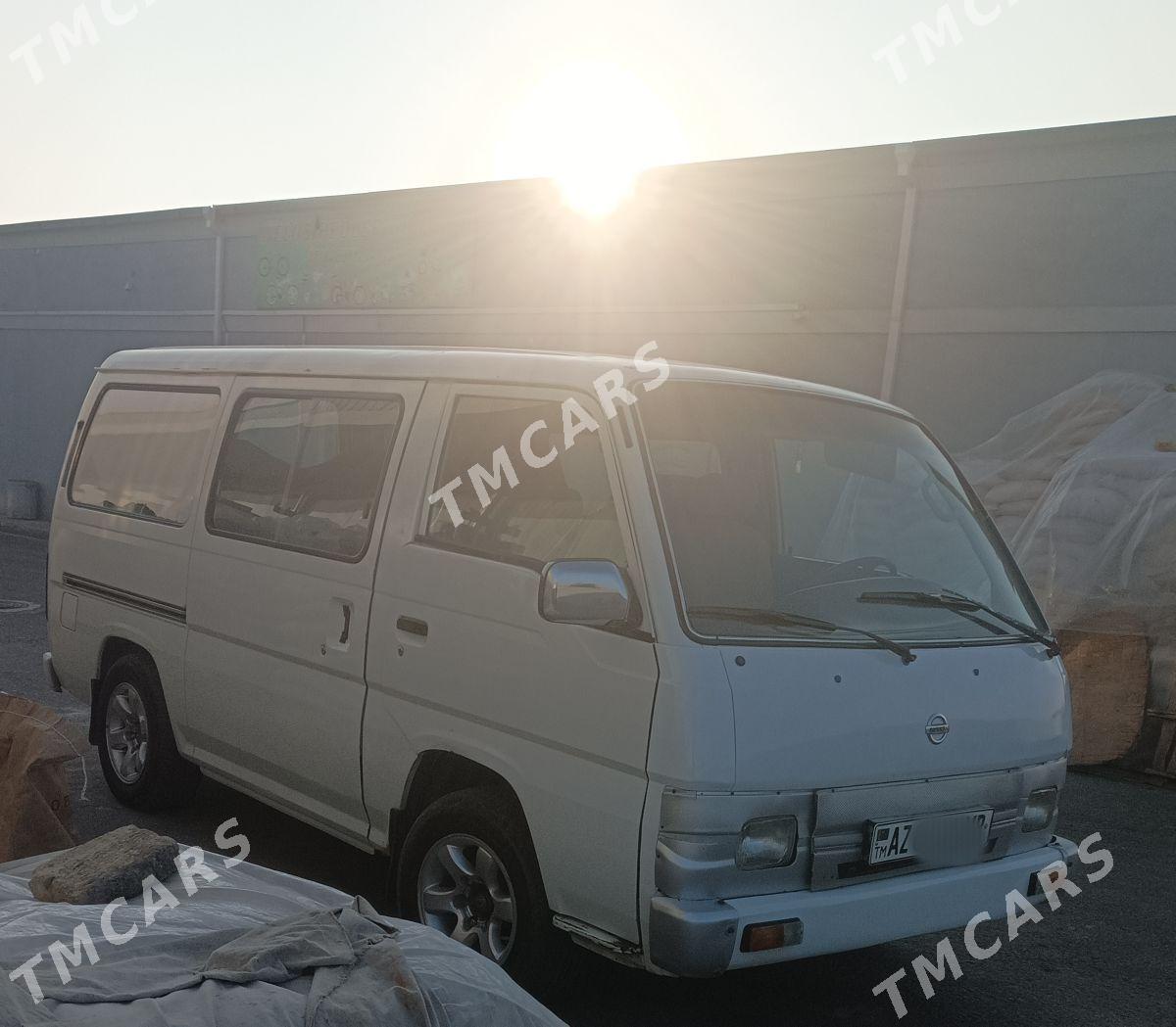 Nissan Urvan 1996 - 65 000 TMT - Mary - img 2