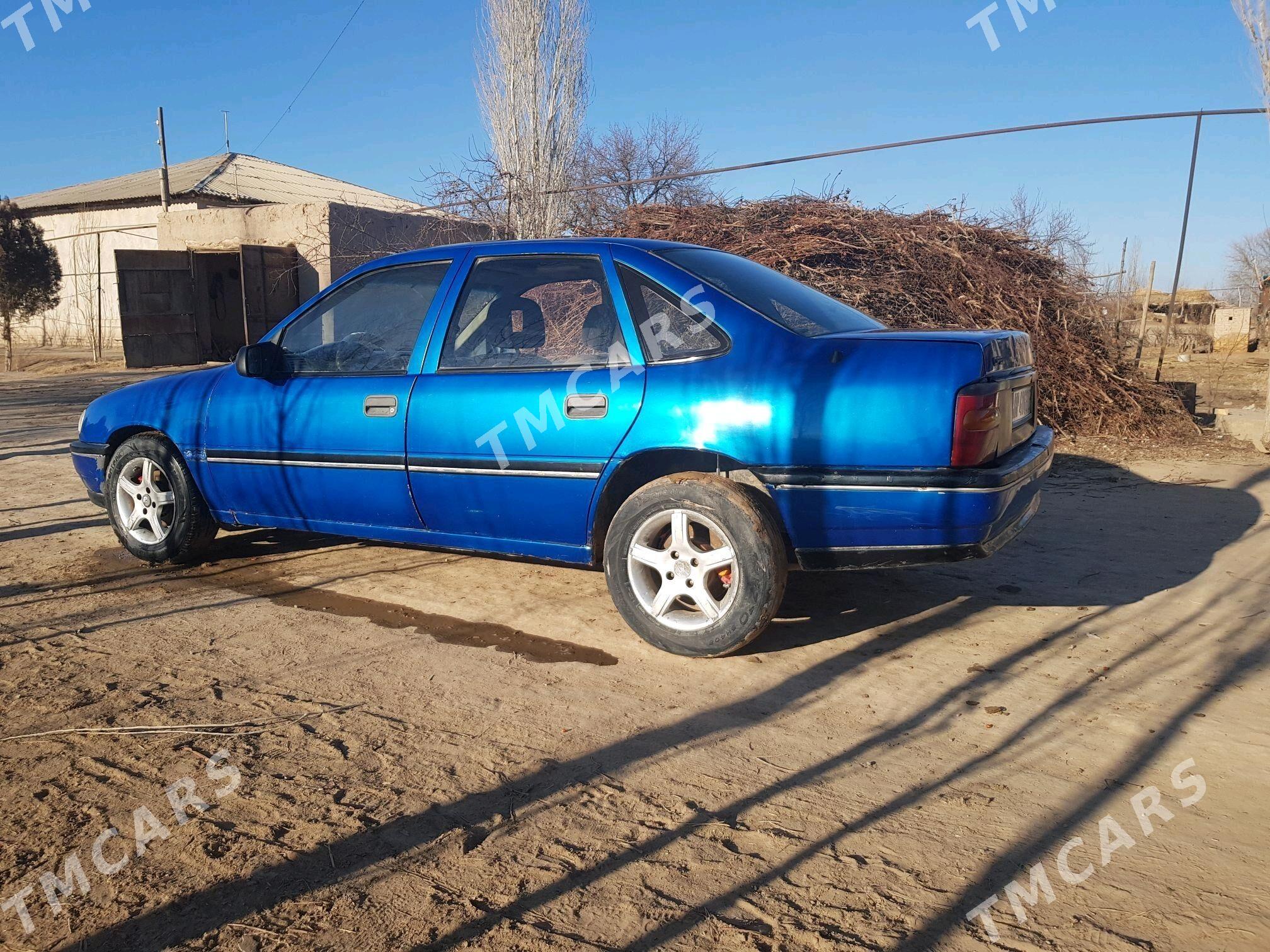 Opel Vectra 1990 - 24 000 TMT - Акдепе - img 2