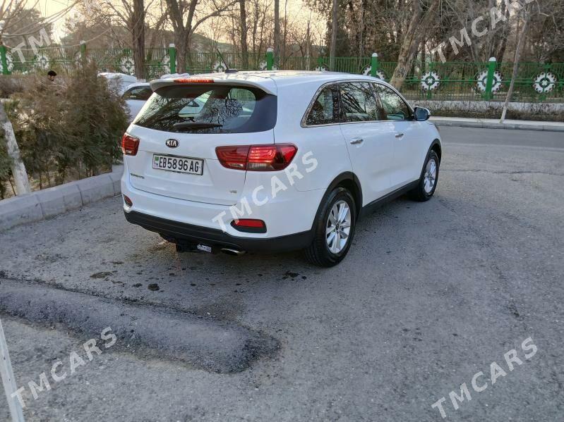 Kia Sorento 2019 - 260 000 TMT - Aşgabat - img 2