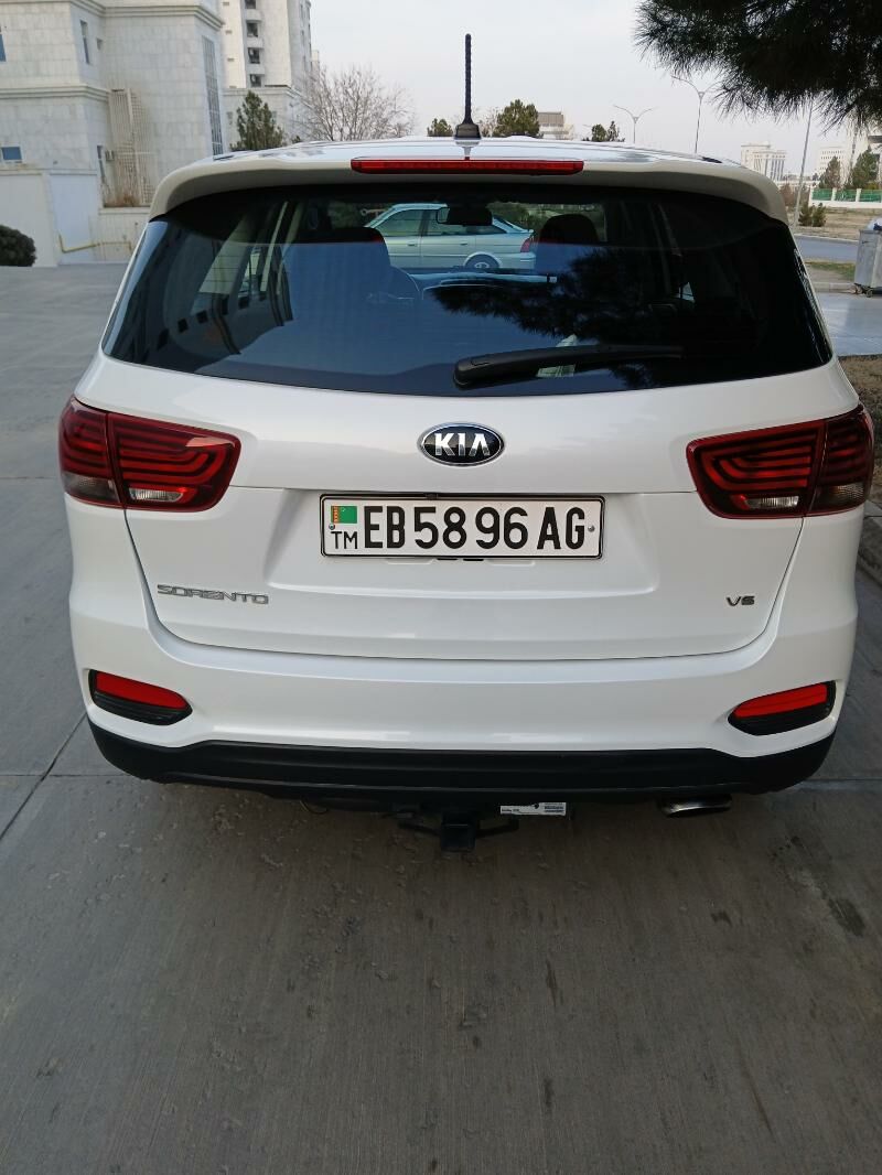 Kia Sorento 2019 - 260 000 TMT - Aşgabat - img 10