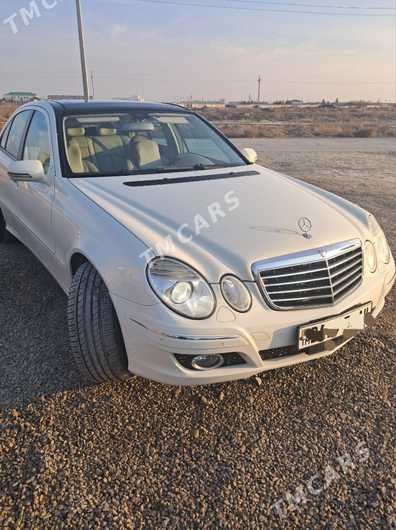 Mercedes-Benz E320 2004 - 105 000 TMT - Теджен - img 4