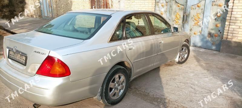 Toyota Avalon 2002 - 125 000 TMT - Керки - img 3