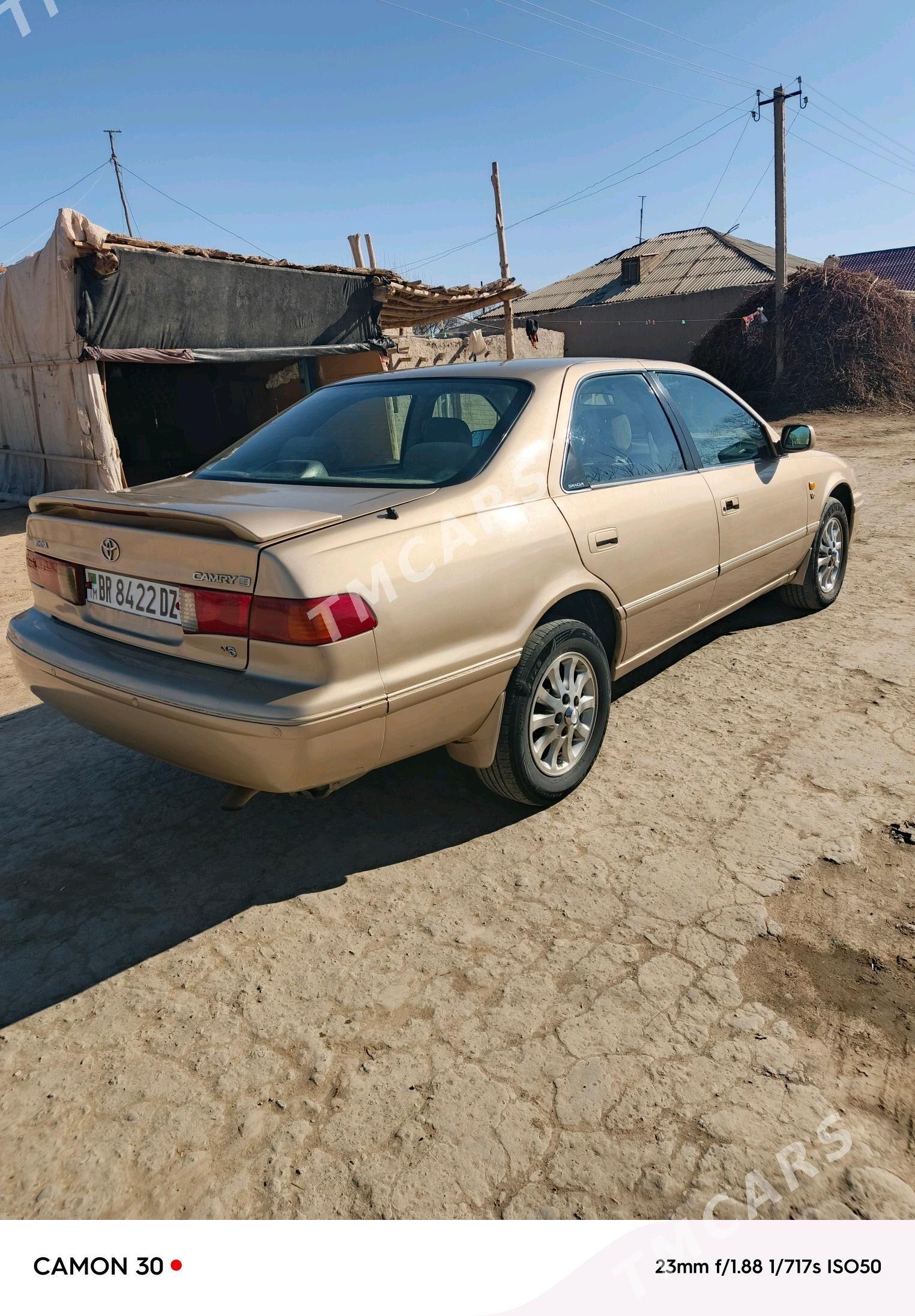 Toyota Camry 2000 - 140 000 TMT - Daşoguz - img 5