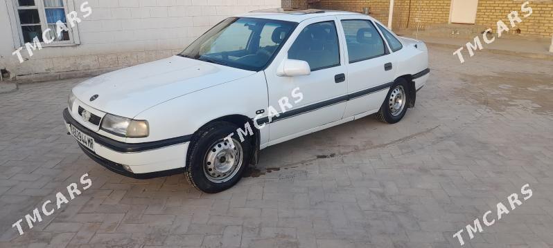 Opel Vectra 1990 - 25 000 TMT - Baýramaly - img 2