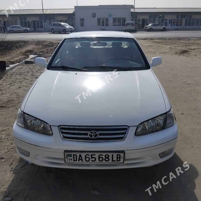 Toyota Camry 2001 - 145 000 TMT - Çärjew - img 3