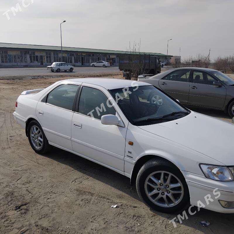 Toyota Camry 2001 - 145 000 TMT - Çärjew - img 4