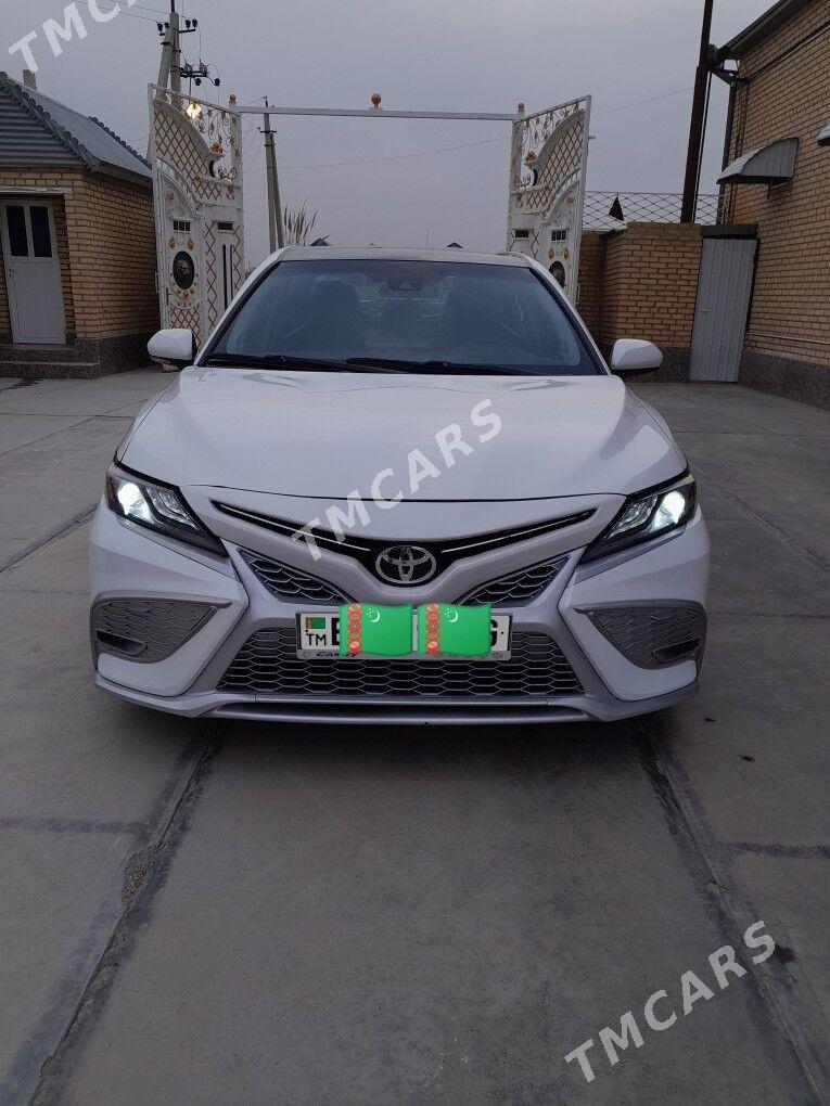 Toyota Camry 2021 - 400 000 TMT - Мары - img 2