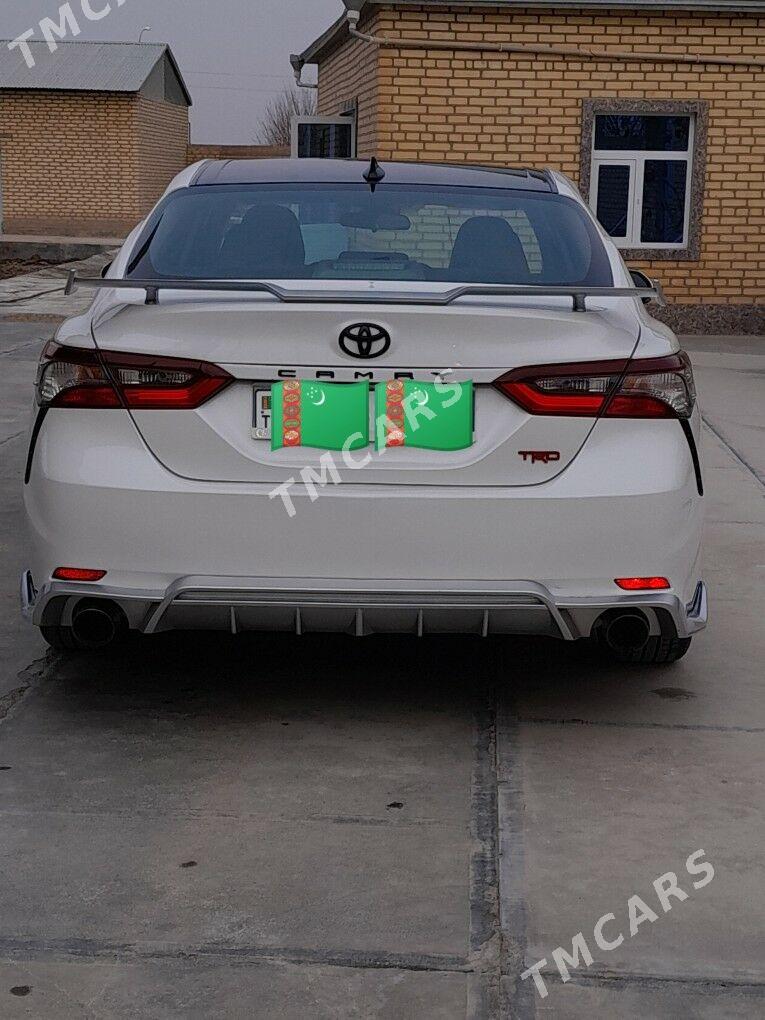 Toyota Camry 2021 - 400 000 TMT - Мары - img 3