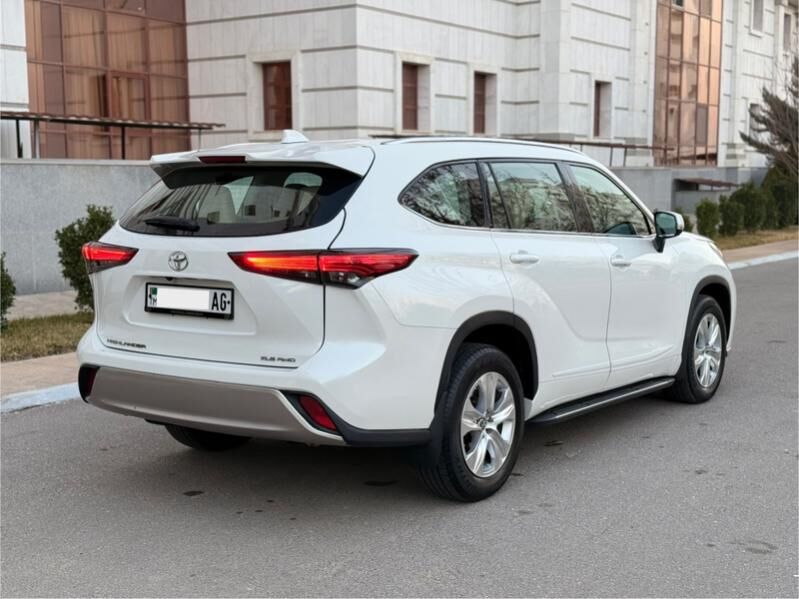 Toyota Highlander 2020 - 515 000 TMT - Ашхабад - img 4