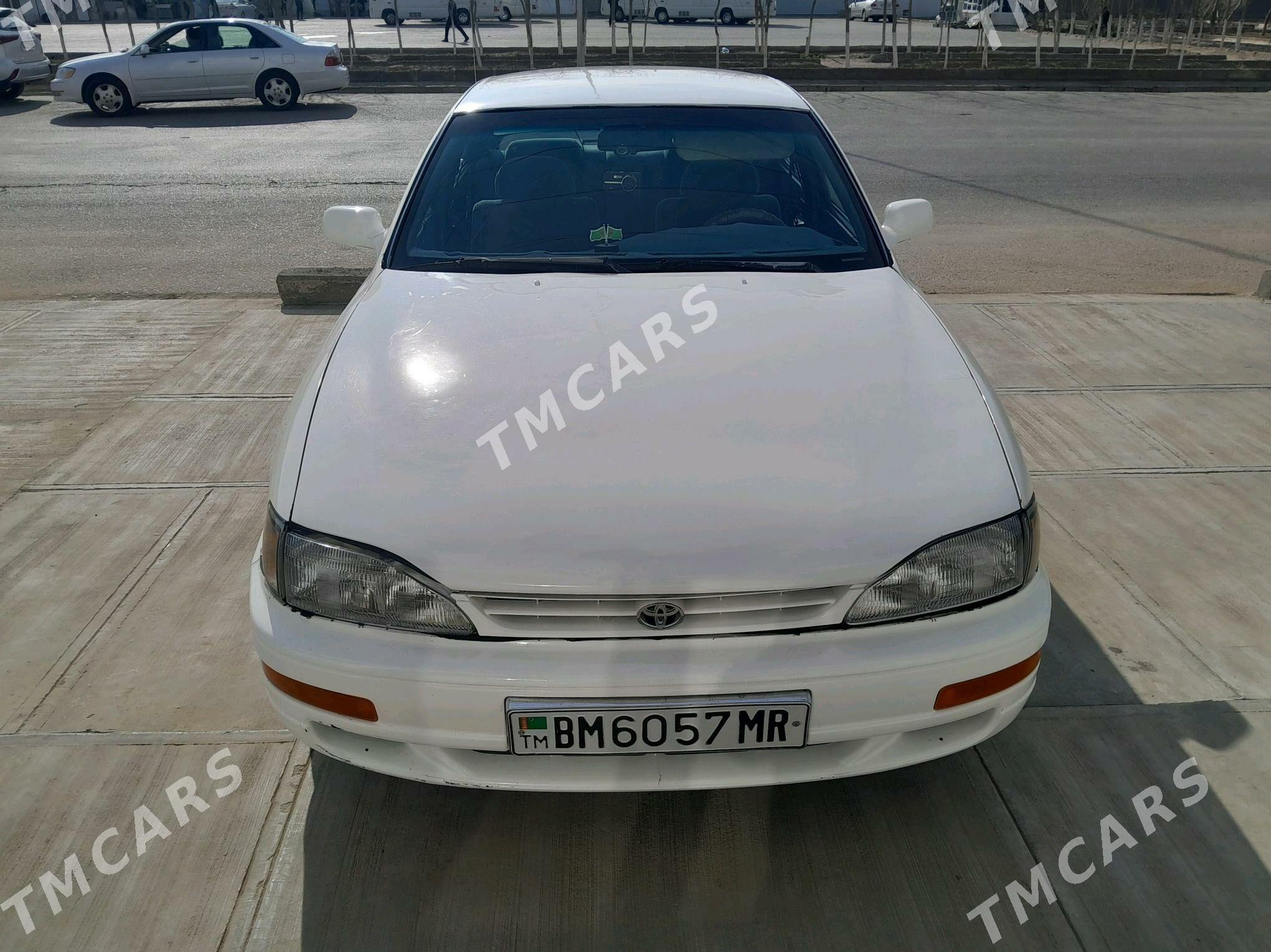 Toyota Camry 1992 - 75 000 TMT - Ёлётен - img 3