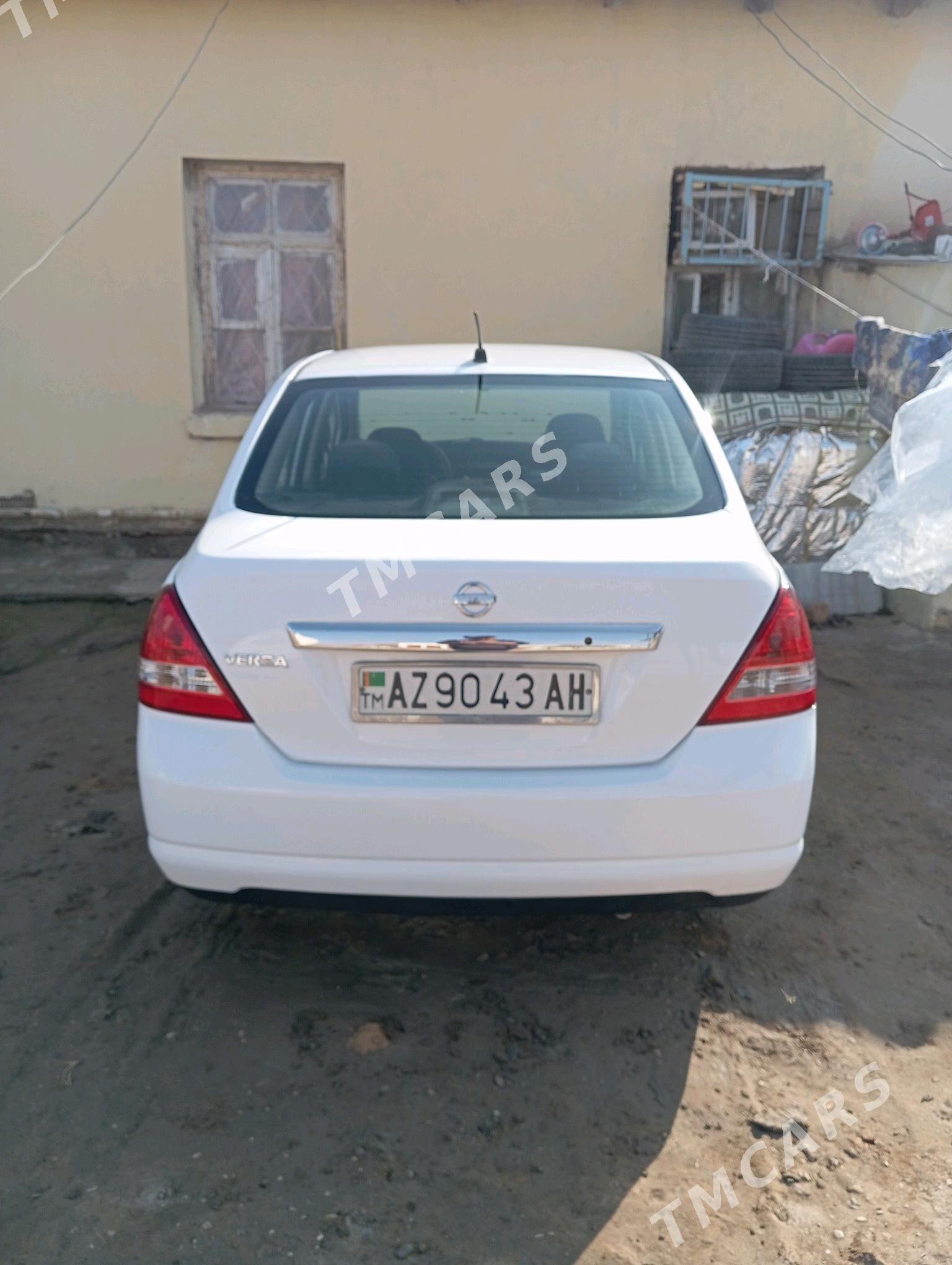 Nissan Versa 2010 - 120 000 TMT - Tejen - img 2