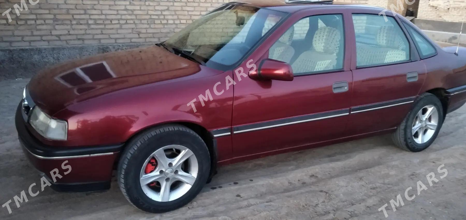 Opel Vectra 1992 - 40 000 TMT - Фарап - img 2