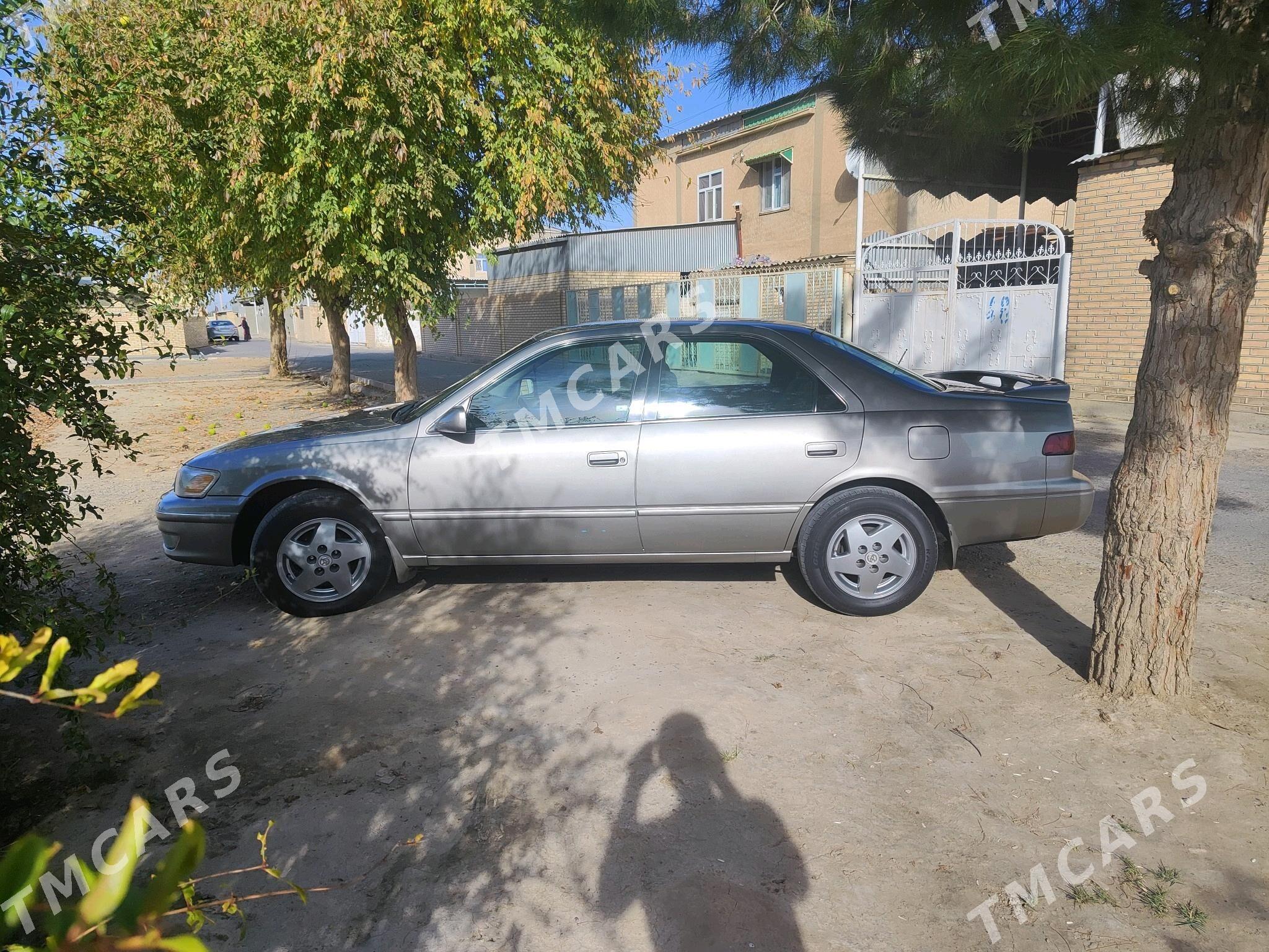 Toyota Camry 1998 - 105 000 TMT - Мары - img 3