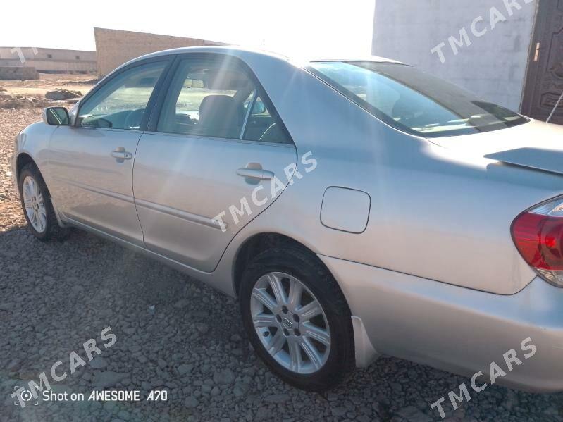 Toyota Camry 2003 - 170 000 TMT - Köneürgenç - img 4