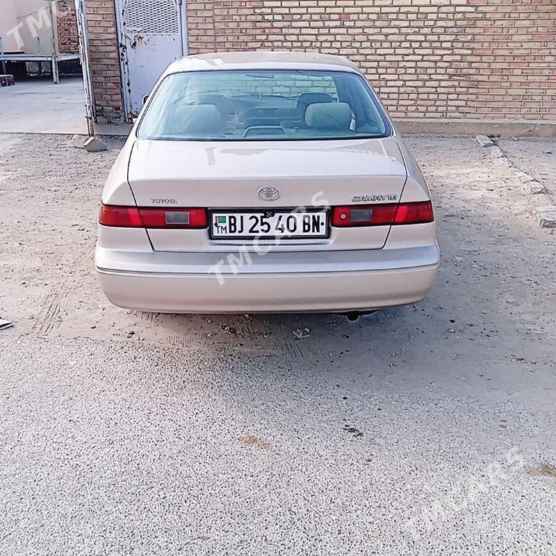 Toyota Camry 1998 - 105 000 TMT - Берекет - img 4