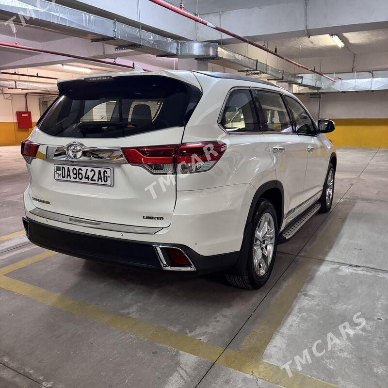 Toyota Highlander 2019 - 495 000 TMT - Ашхабад - img 3