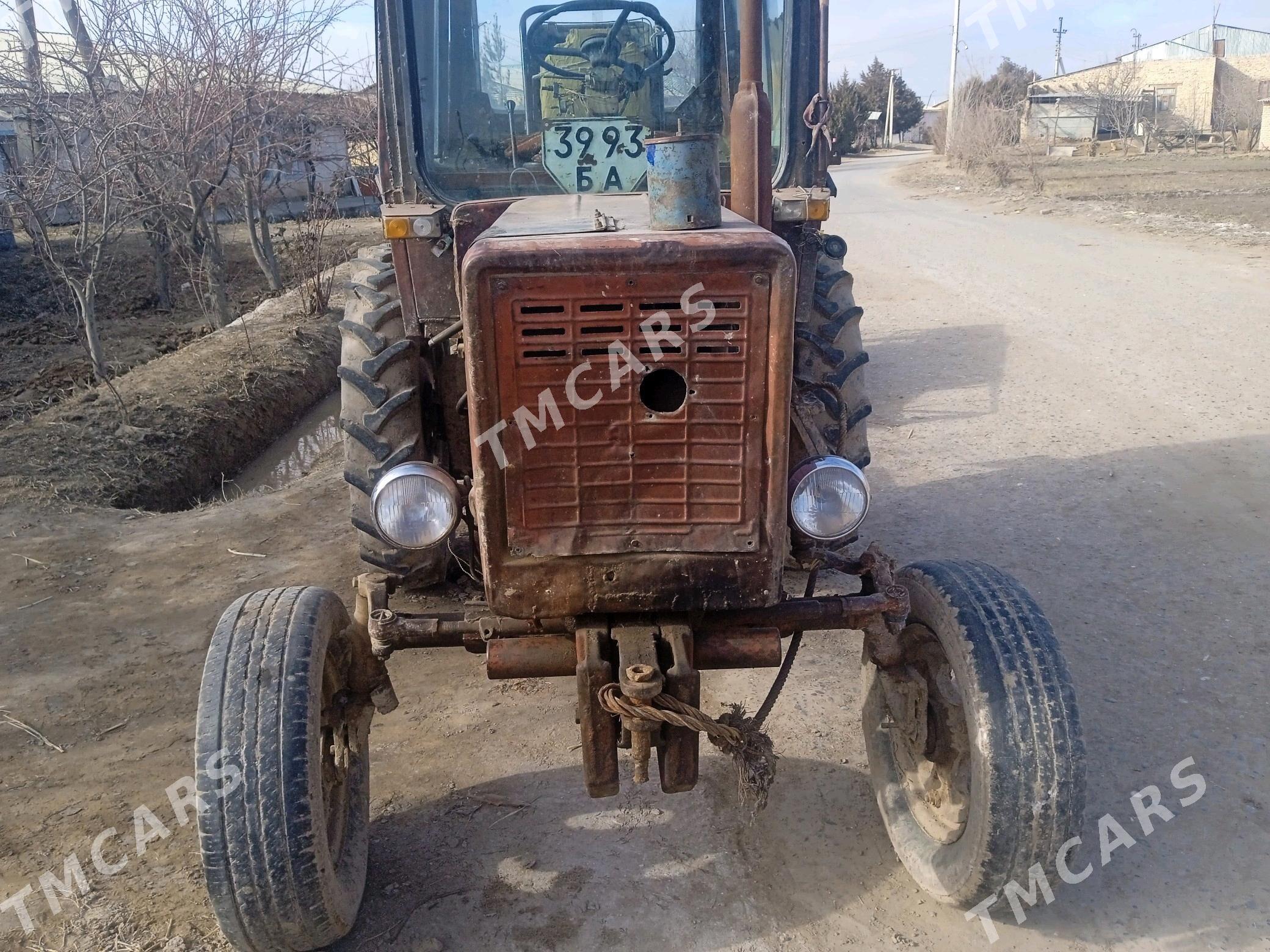 MTZ T-28 1993 - 40 000 TMT - Farap - img 4