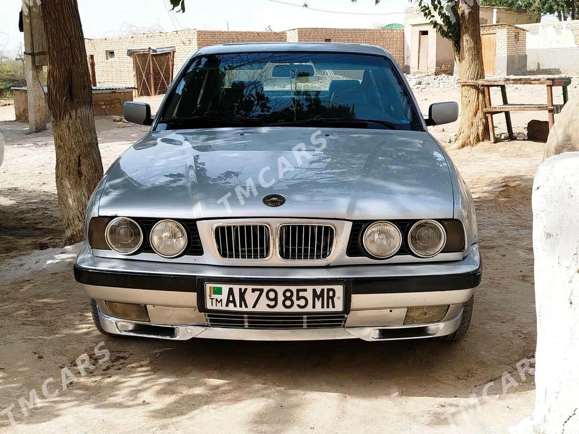 BMW 525 1991 - 60 000 TMT - Mary - img 9