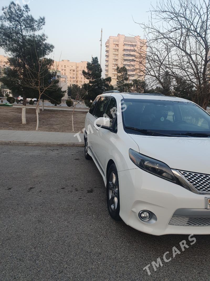 Toyota Sienna 2015 - 355 000 TMT - Aşgabat - img 5