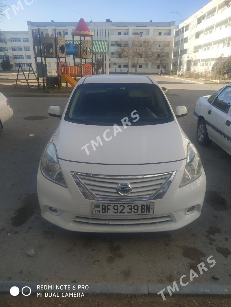 Nissan Versa 2012 - 80 000 TMT - Туркменбаши - img 3