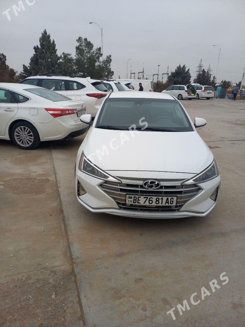 Hyundai Elantra 2019 - 220 000 TMT - Багир - img 4