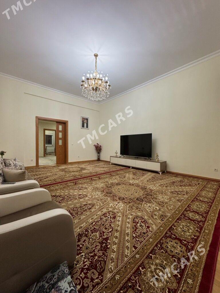 13 tapgyr 4 kom elitka satlyk - Ашхабад - img 9