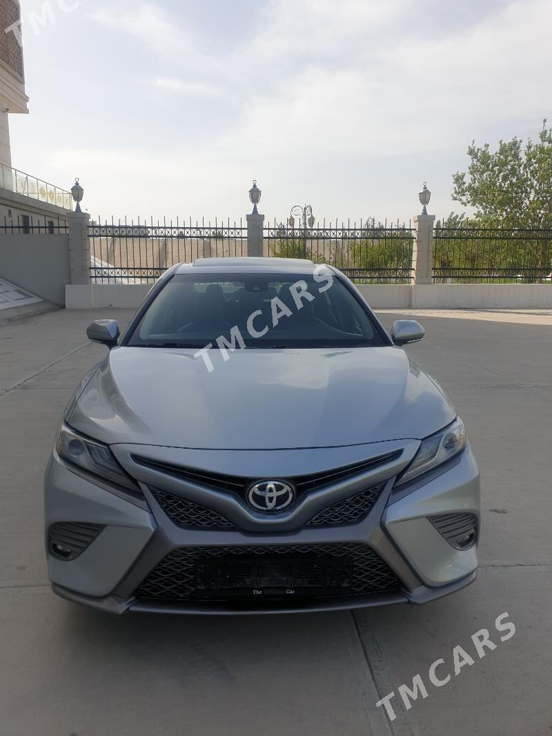 Toyota Camry 2018 - 295 000 TMT - Дашогуз - img 2