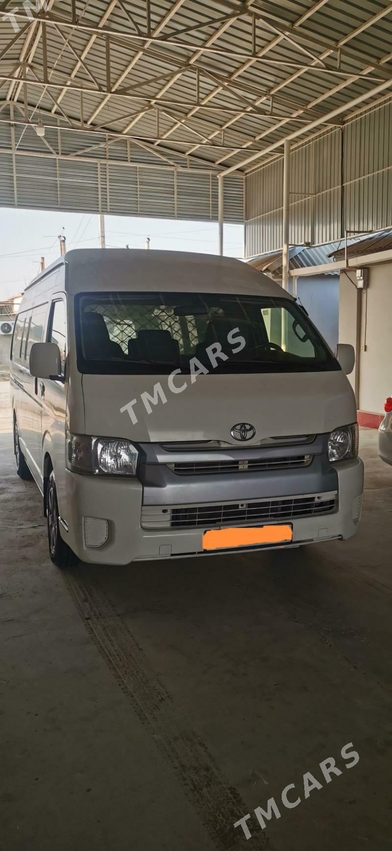 Toyota Hiace 2017 - 440 000 TMT - Gökdepe - img 6