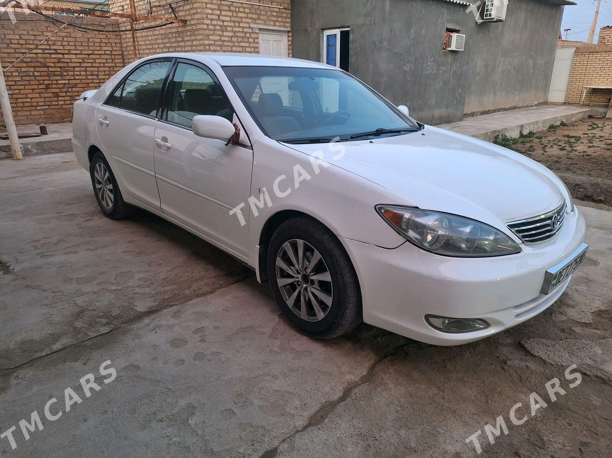 Toyota Camry 2002 - 120 000 TMT - Мары - img 4