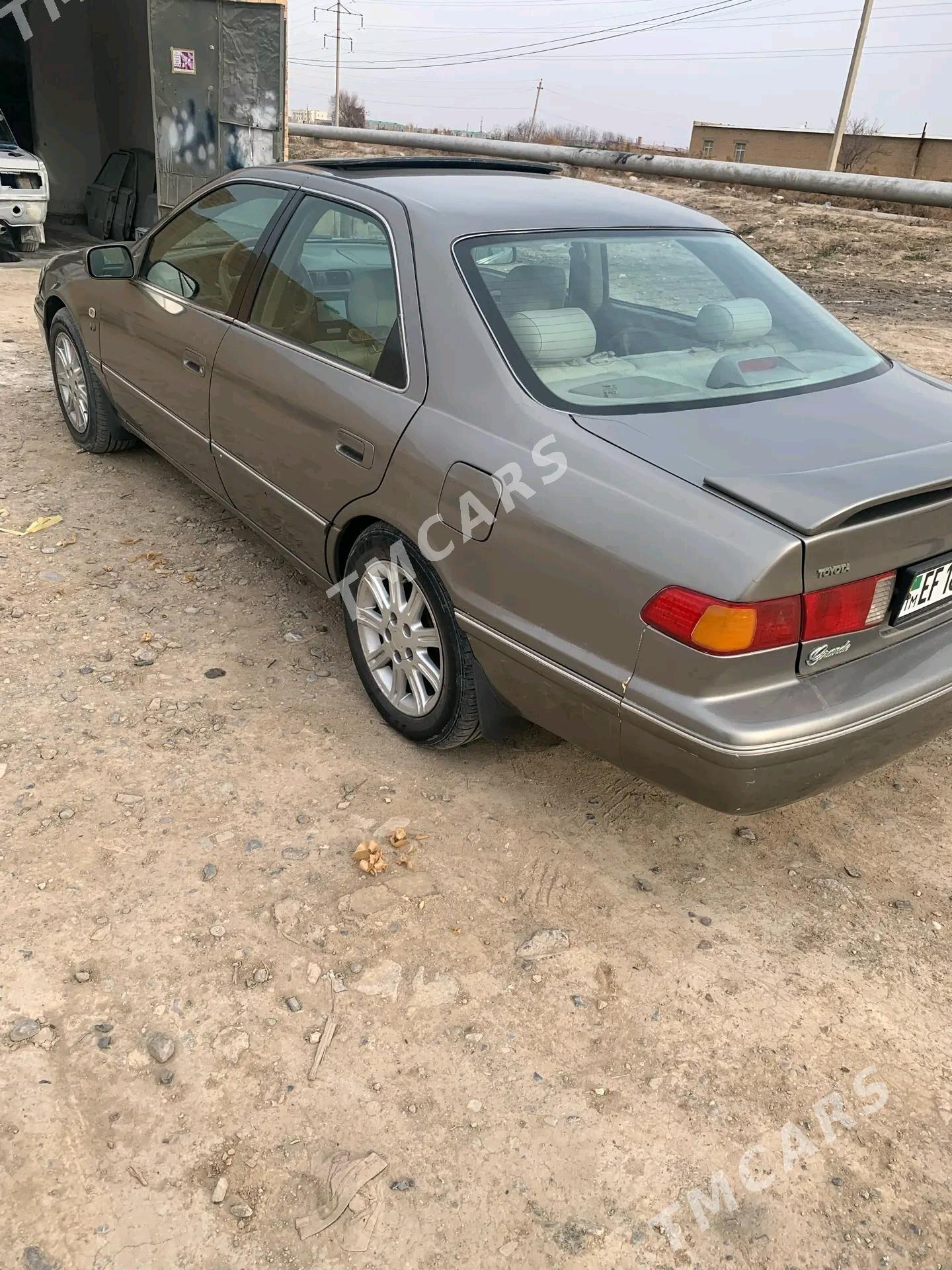 Toyota Camry 1998 - 115 000 TMT - Baýramaly - img 4