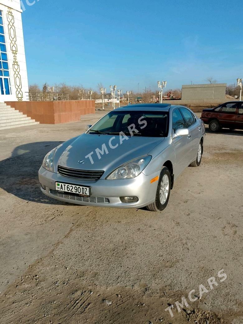 Lexus ES 300 2003 - 150 000 TMT - Гурбансолтан Едже - img 8