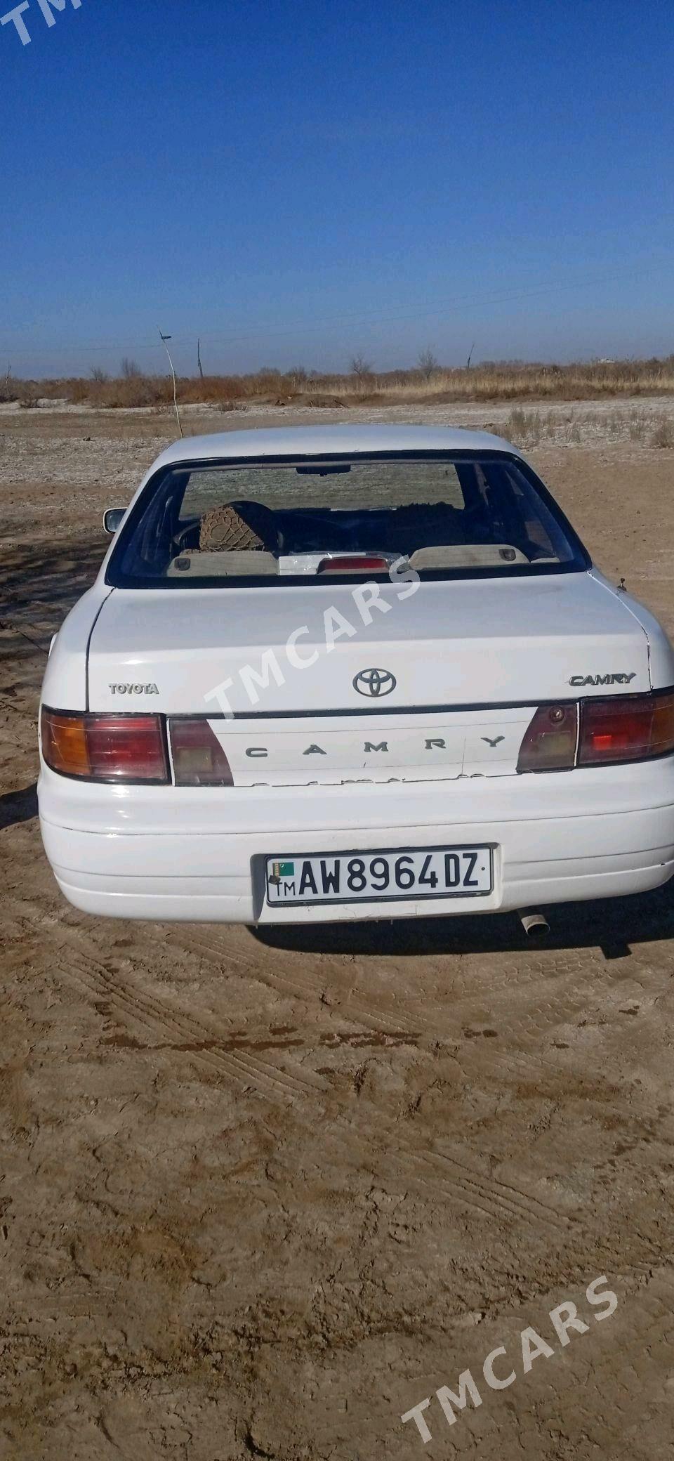 Toyota Camry 1994 - 85 000 TMT - Türkmenbaşy etr. - img 2