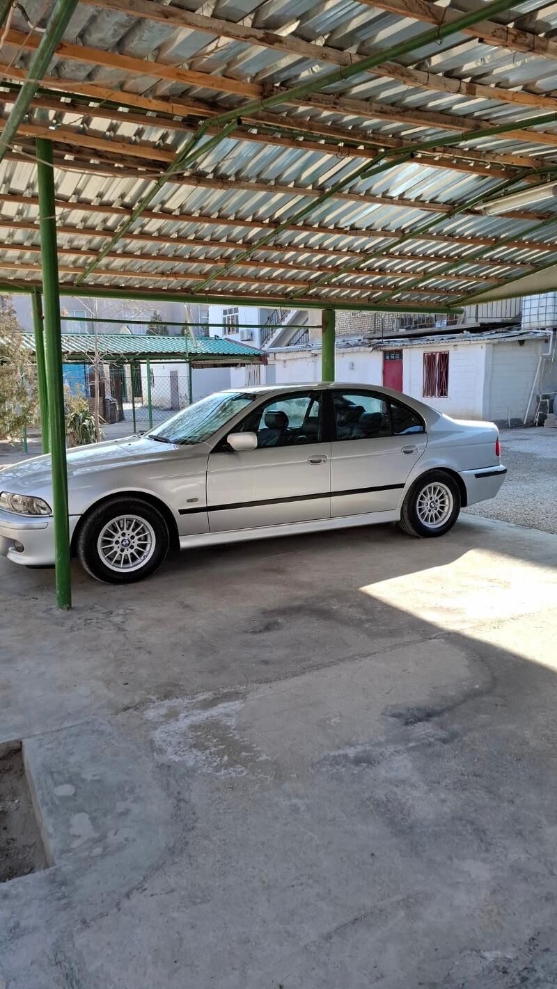 BMW E39 1999 - 110 000 TMT - Balkanabat - img 10