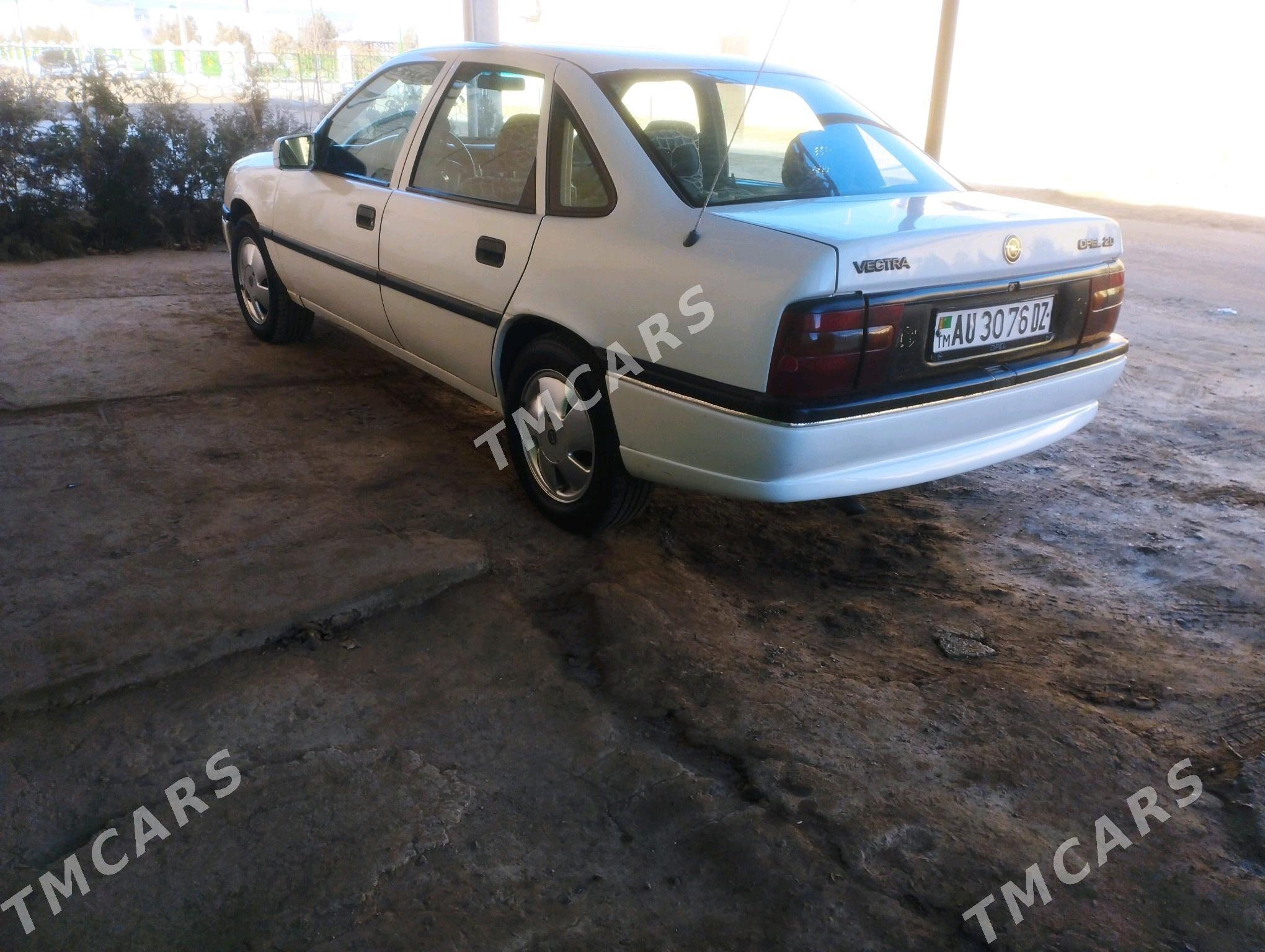 Opel Vectra 1995 - 40 000 TMT - Дашогуз - img 5