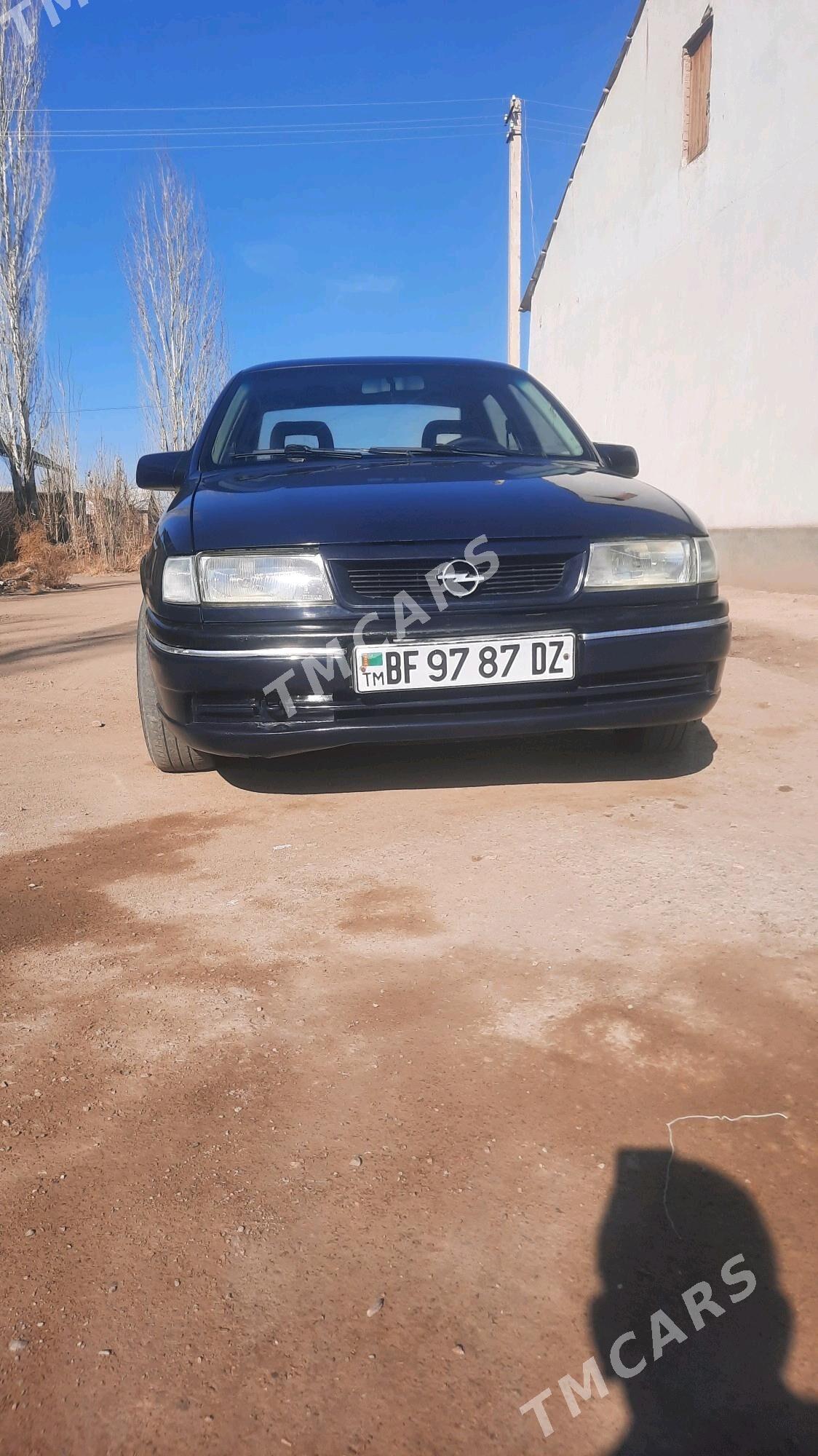 Opel Vectra 1994 - 38 000 TMT - Gubadag - img 10