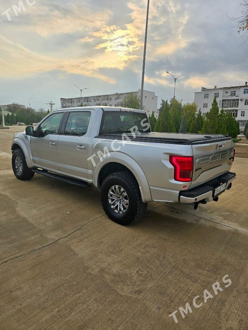 Ford F-150 2019 - 980 000 TMT - Büzmeýin GRES - img 2