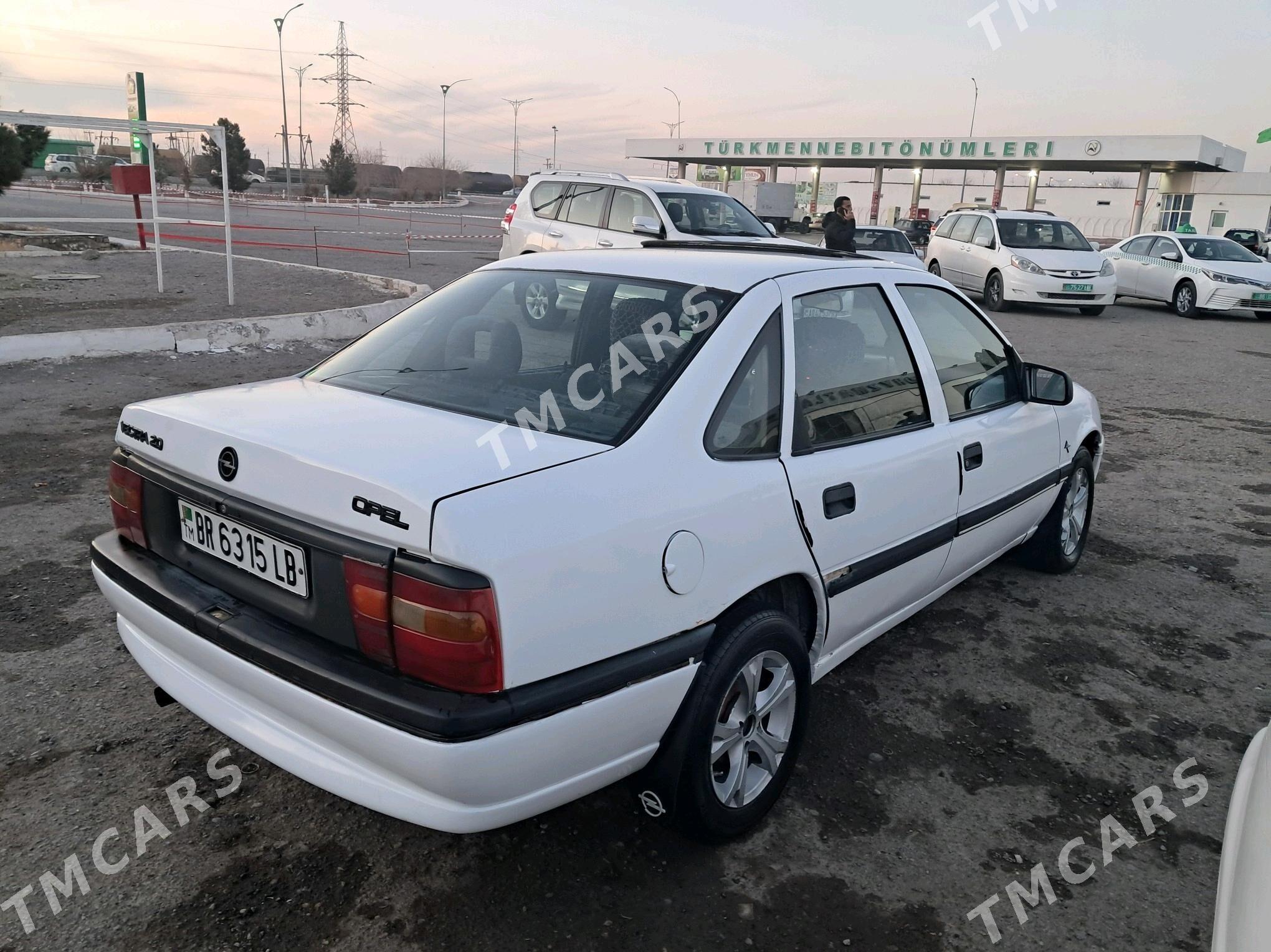 Opel Vectra 1992 - 34 000 TMT - Çärjew - img 2